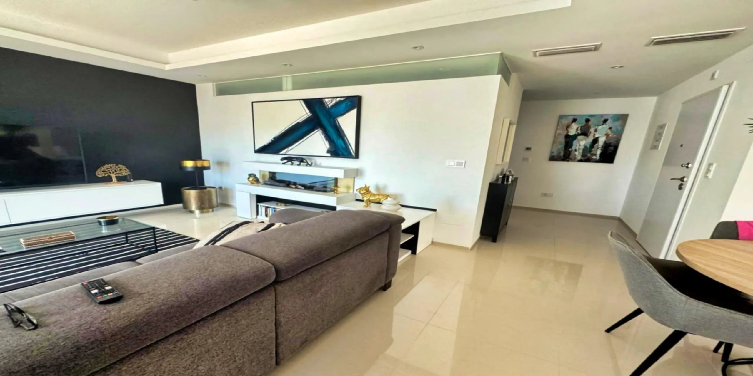 BUNGALOW PLANTA ALTA EN QUESADA. 2 DORM. 2 BAÑOS. CON SOLARIUM 73 M2.