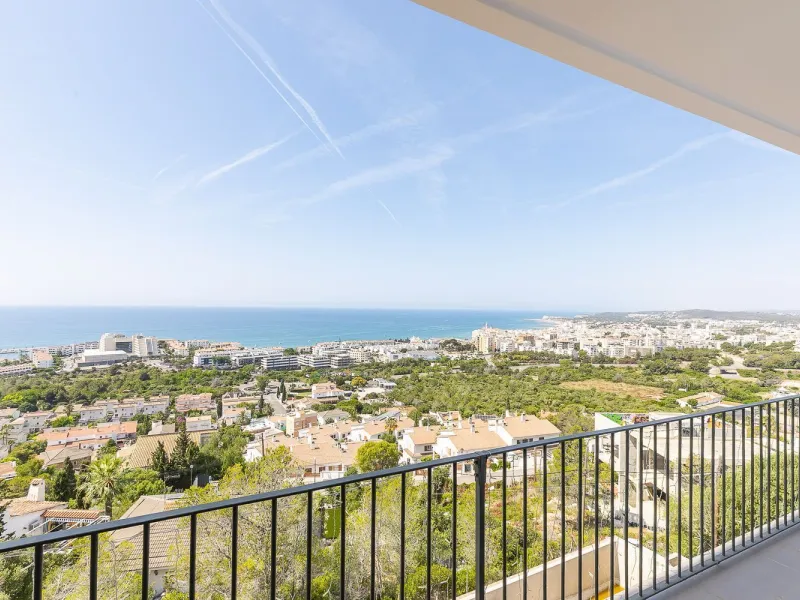 South-Facing Villa with Panoramic Sea Views in Levantina, Sitges
