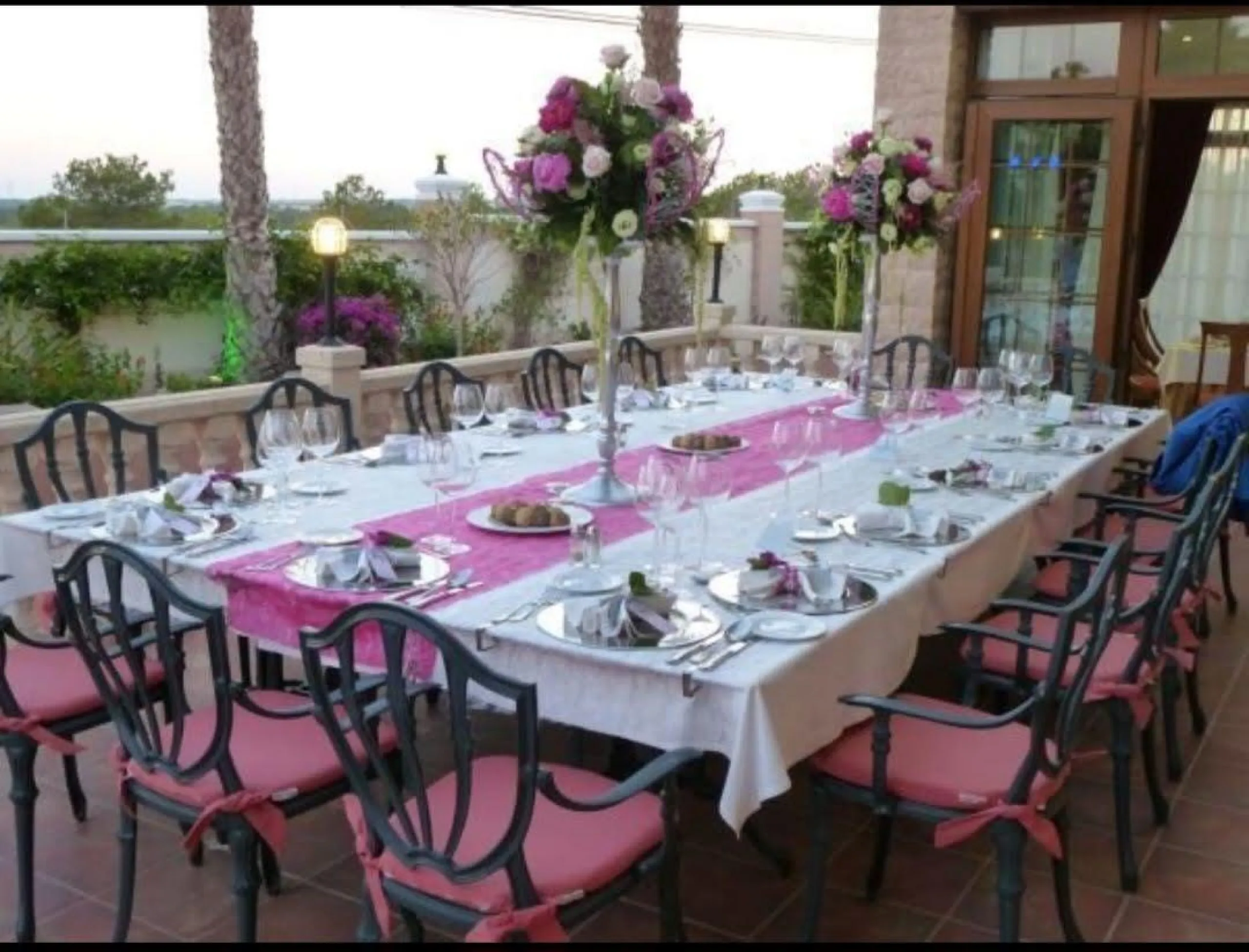 RESTAURANTE EN CABO ROIG. CON 871 M2.