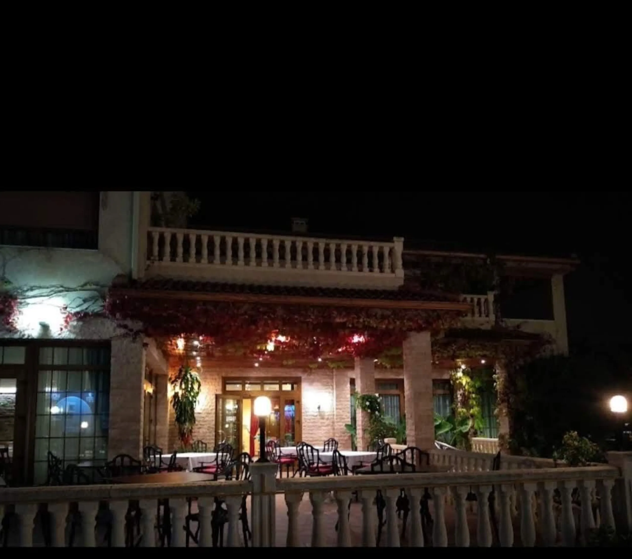 RESTAURANTE EN CABO ROIG. CON 871 M2.
