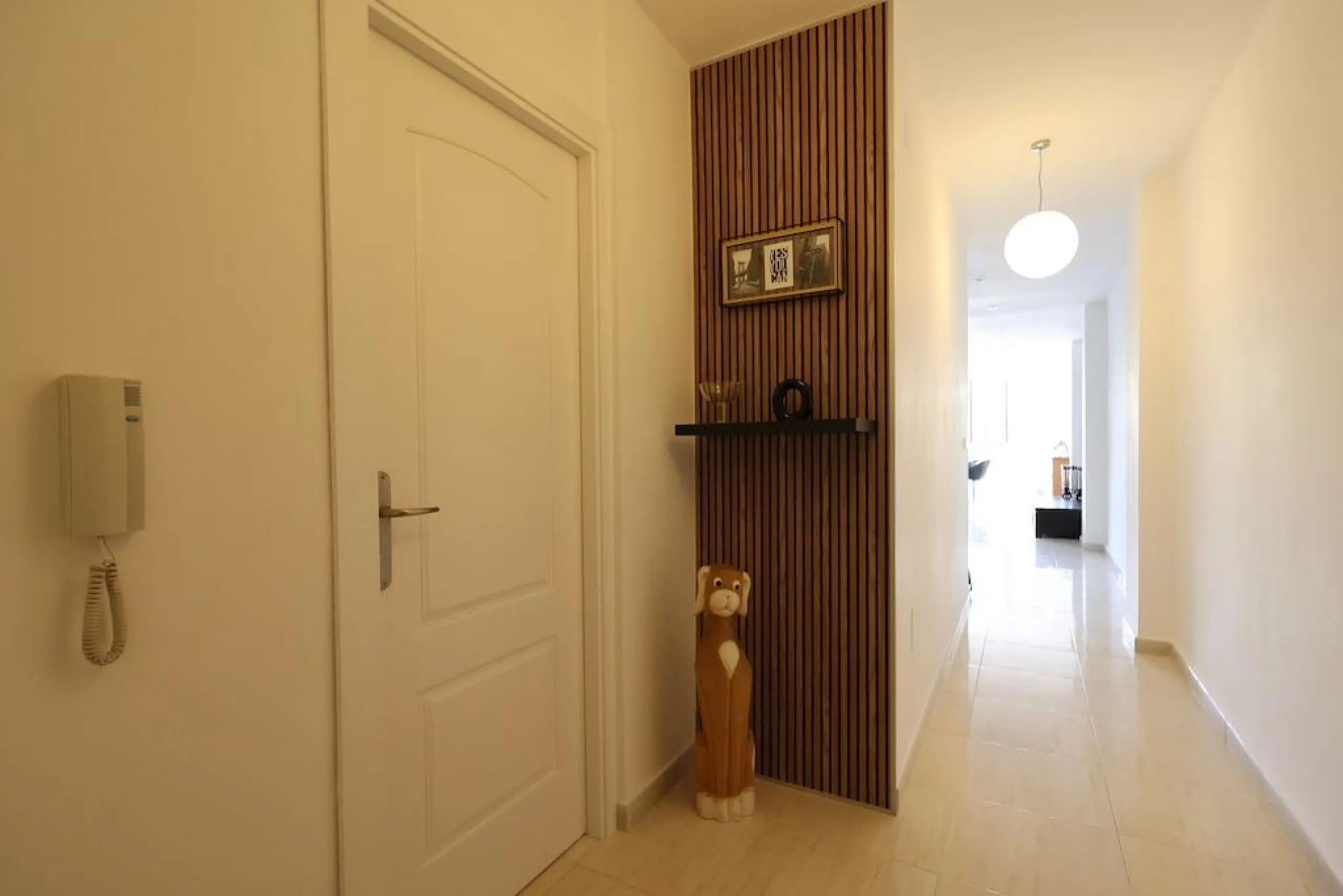 REFORMADO APARTAMENTO FRENTE DEL PUERTO. 3 DORM. 2 BAÑO. 110M2.