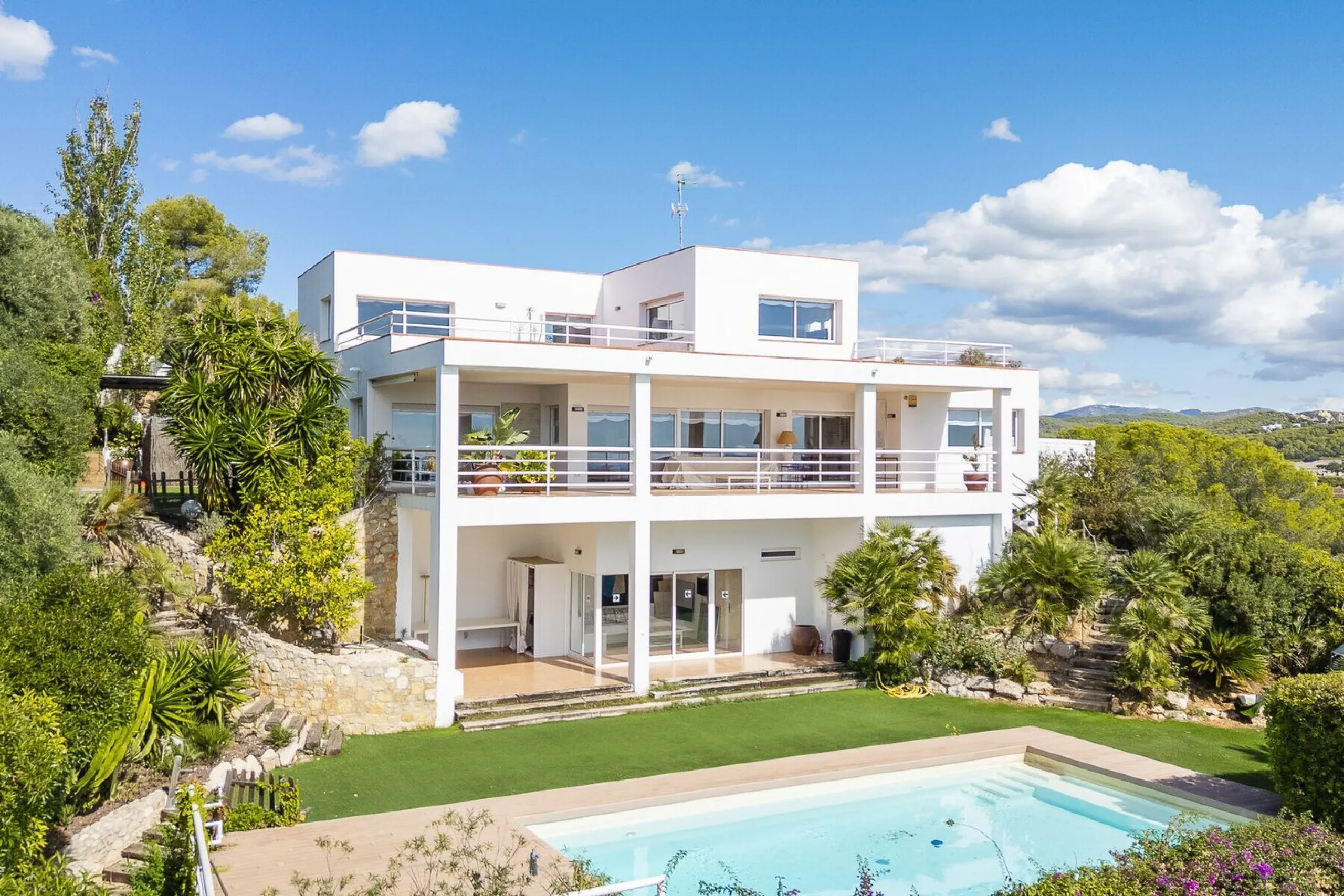 Villa with Panoramic Sea and Golf Views in Sitges, Can Girona