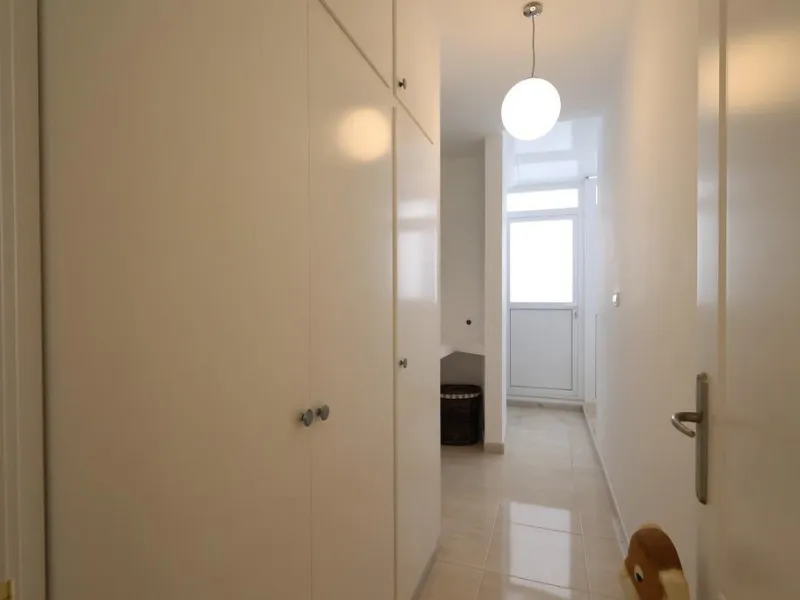 REFORMADO APARTAMENTO FRENTE DEL PUERTO. 3 DORM. 2 BAÑO. 110M2.