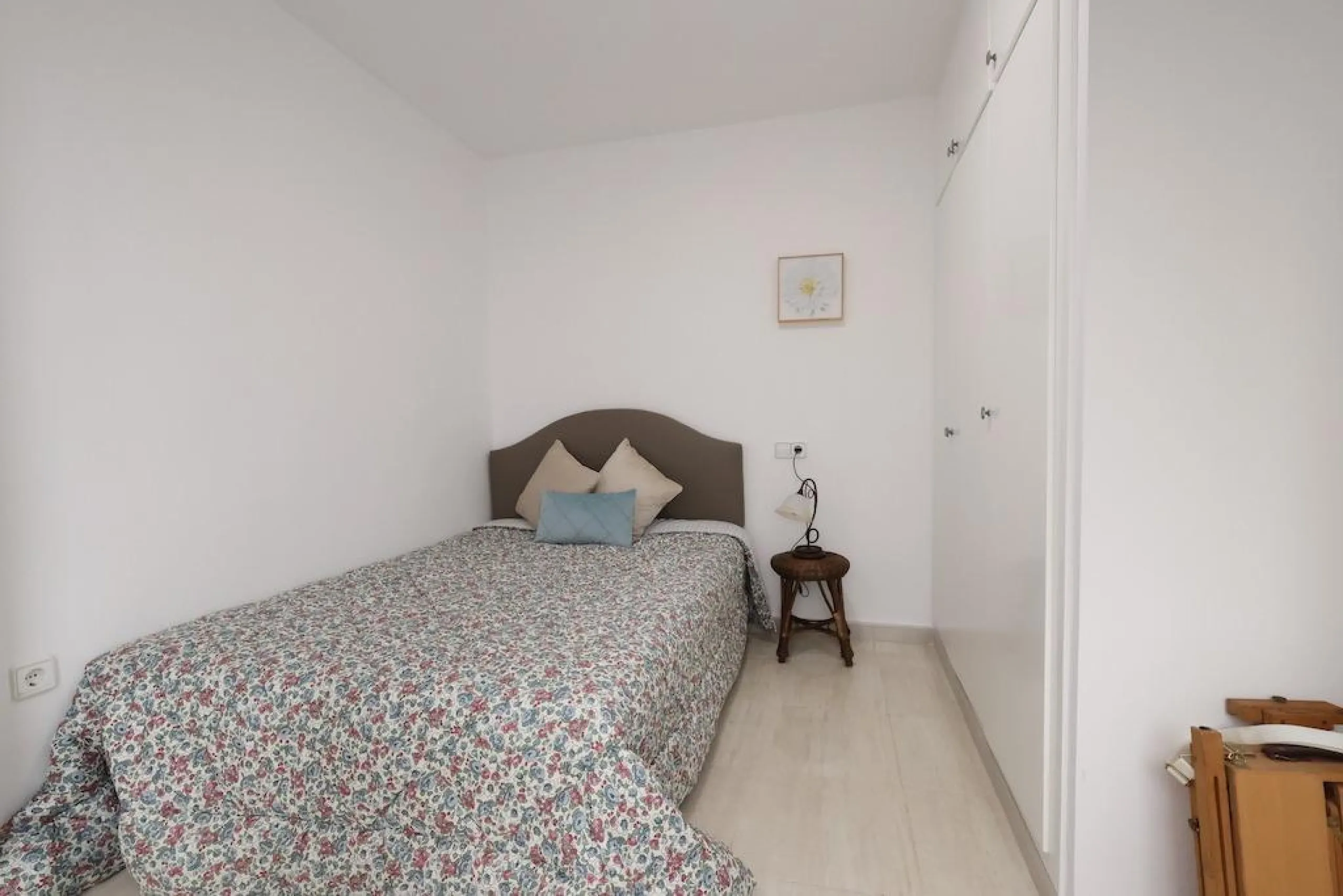 REFORMADO APARTAMENTO FRENTE DEL PUERTO. 3 DORM. 2 BAÑO. 110M2.