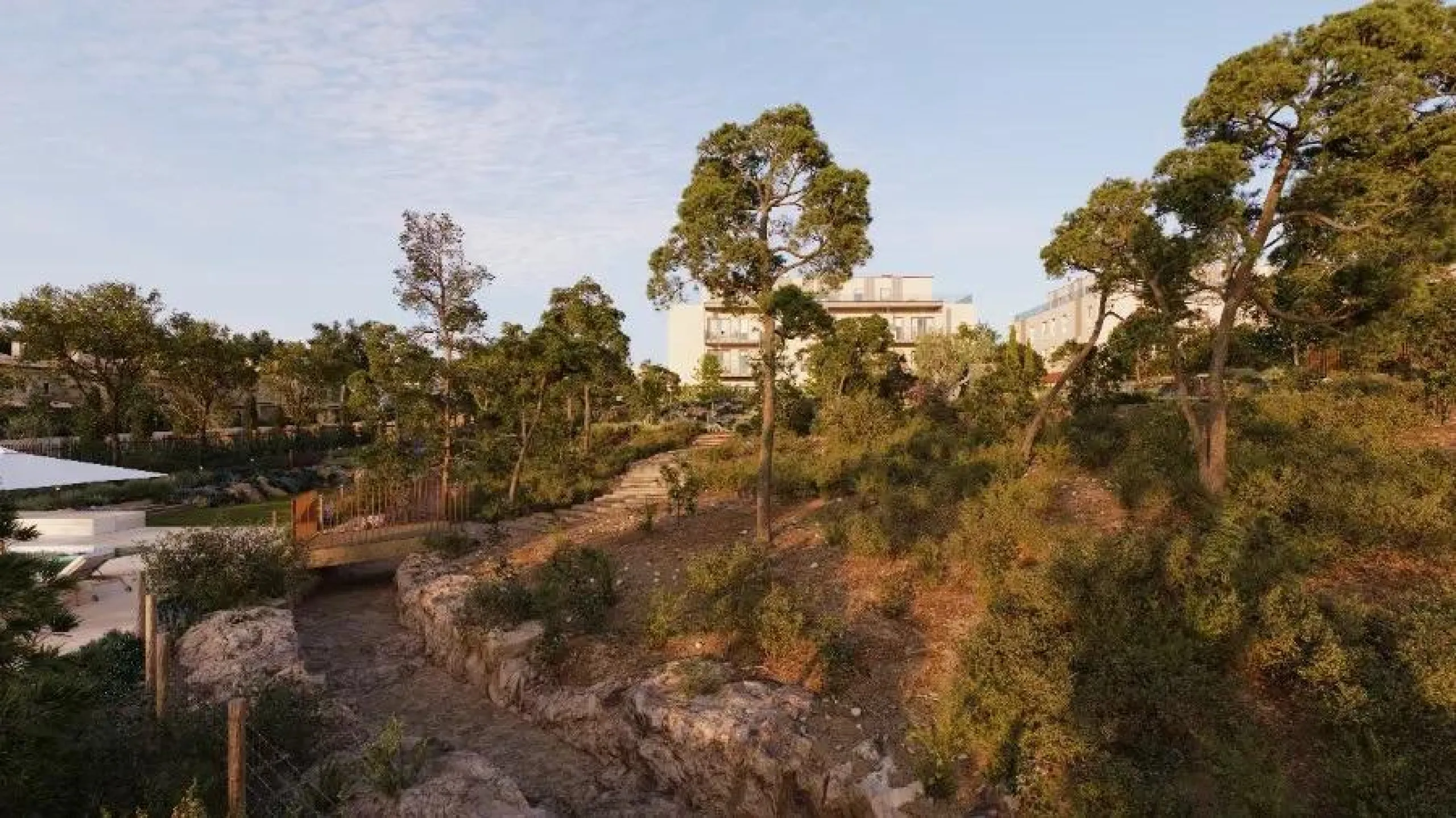 New development of multi-family homes in Godella