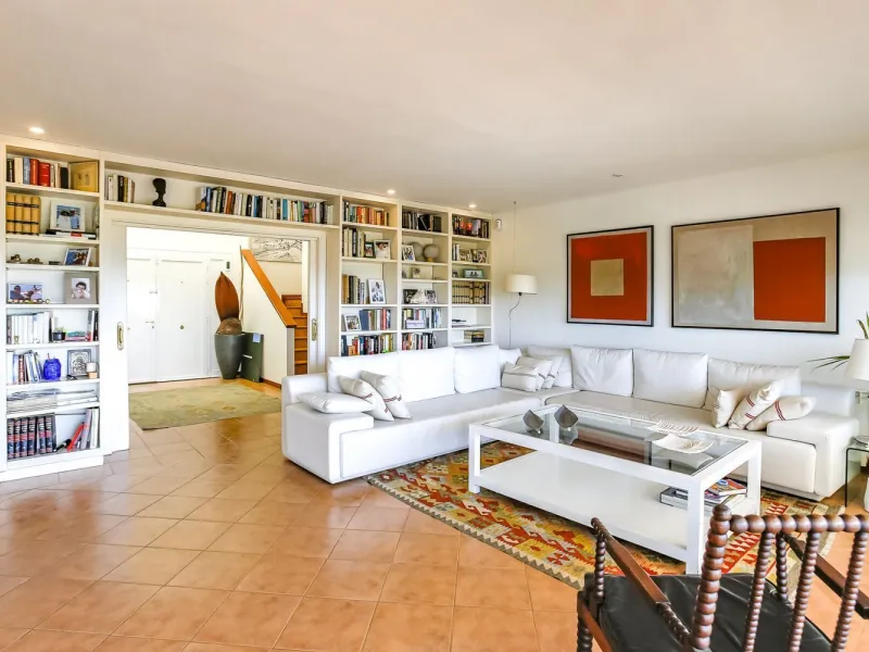 Villa with Panoramic Sea and Golf Views in Sitges, Can Girona