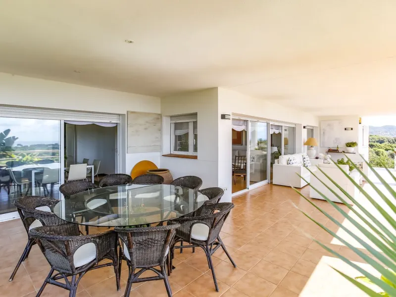 Villa with Panoramic Sea and Golf Views in Sitges, Can Girona