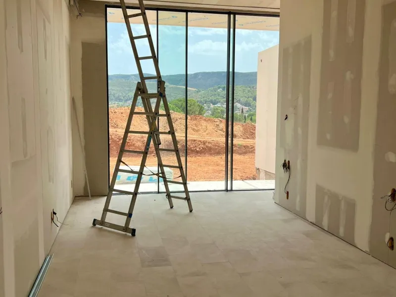 EXCLUSIVA VILLA DE OBRA NUEVA