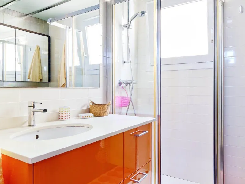 ÁTICO DE LUJO EN LA PLAZA DEL TEATRO. 228 M2. 3 DORM. 3 BAÑOS. SOLARIUM 80 M2. PLAYA A 600 METROS.