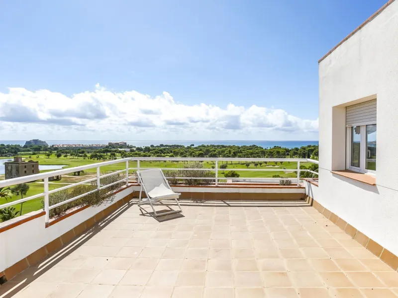 Villa with Panoramic Sea and Golf Views in Sitges, Can Girona