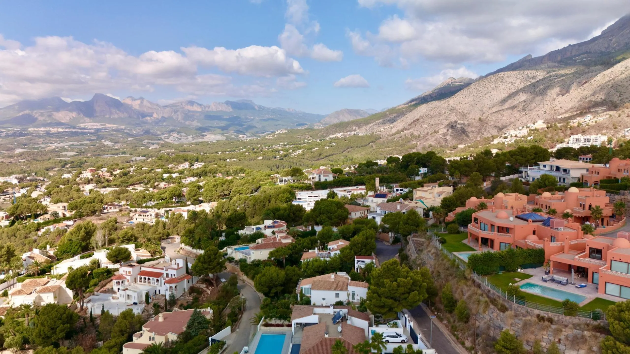 Terreno en venta en Altea la Vella - ¡tu rincón ideal en la costa!