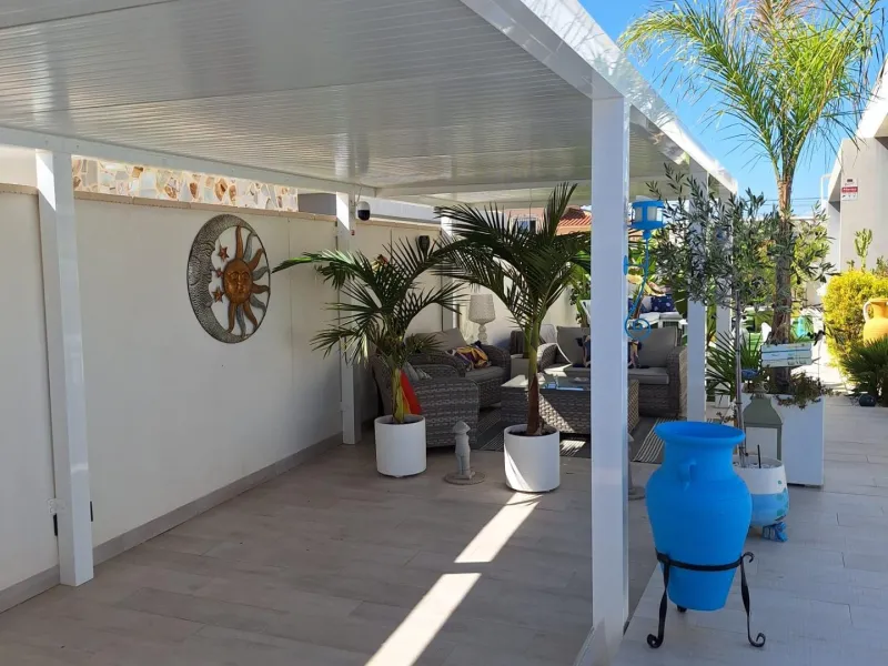 Beautiful luxury villa in La Siesta