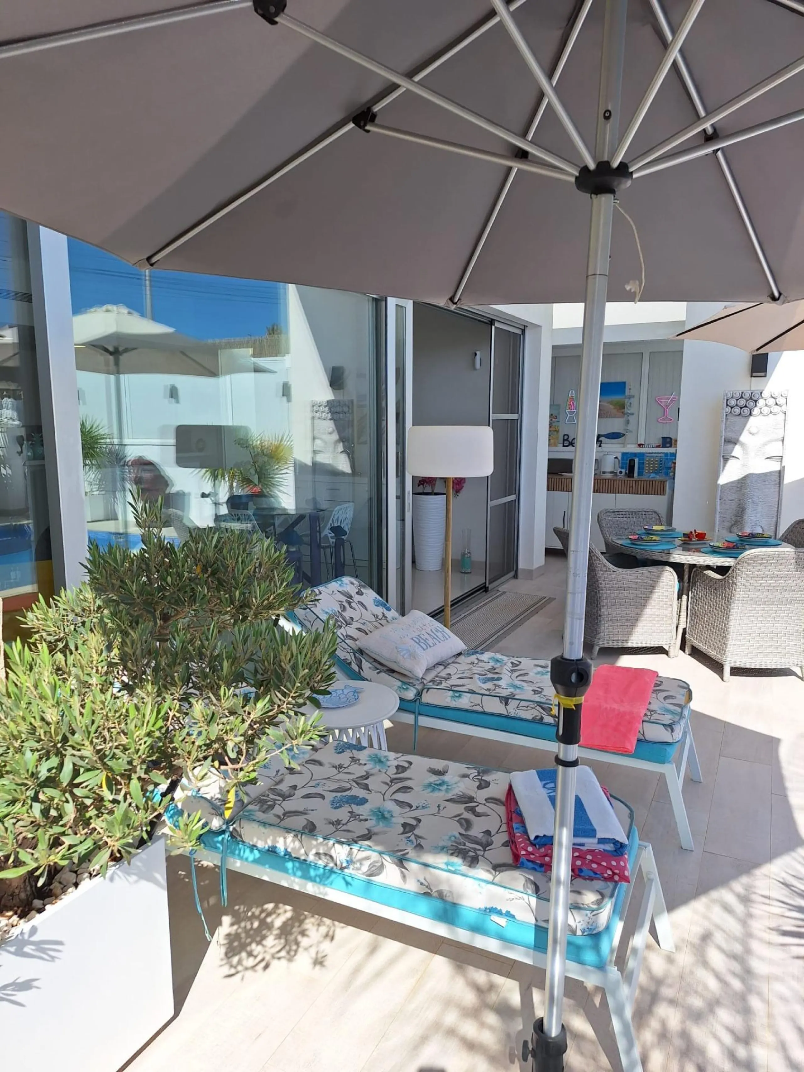 Beautiful luxury villa in La Siesta