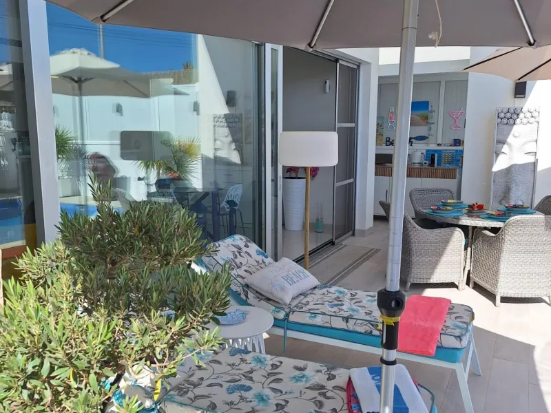 Beautiful luxury villa in La Siesta