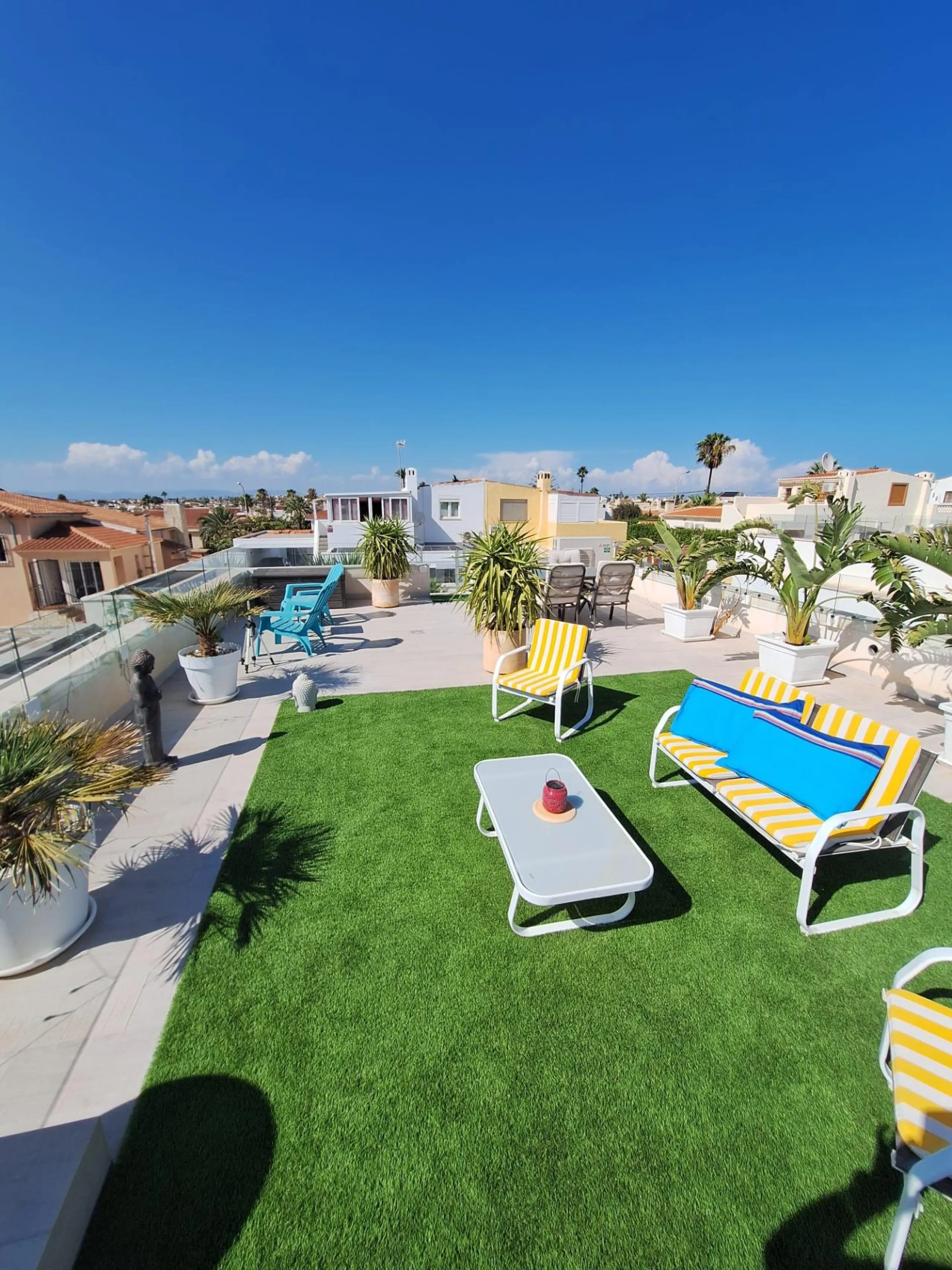 Beautiful luxury villa in La Siesta