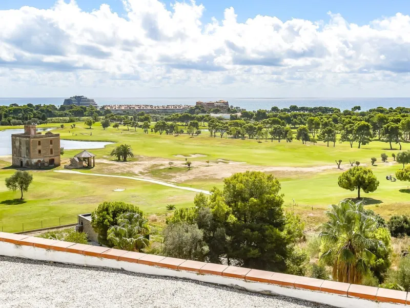 Villa with Panoramic Sea and Golf Views in Sitges, Can Girona