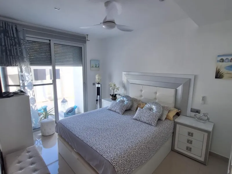 Beautiful luxury villa in La Siesta