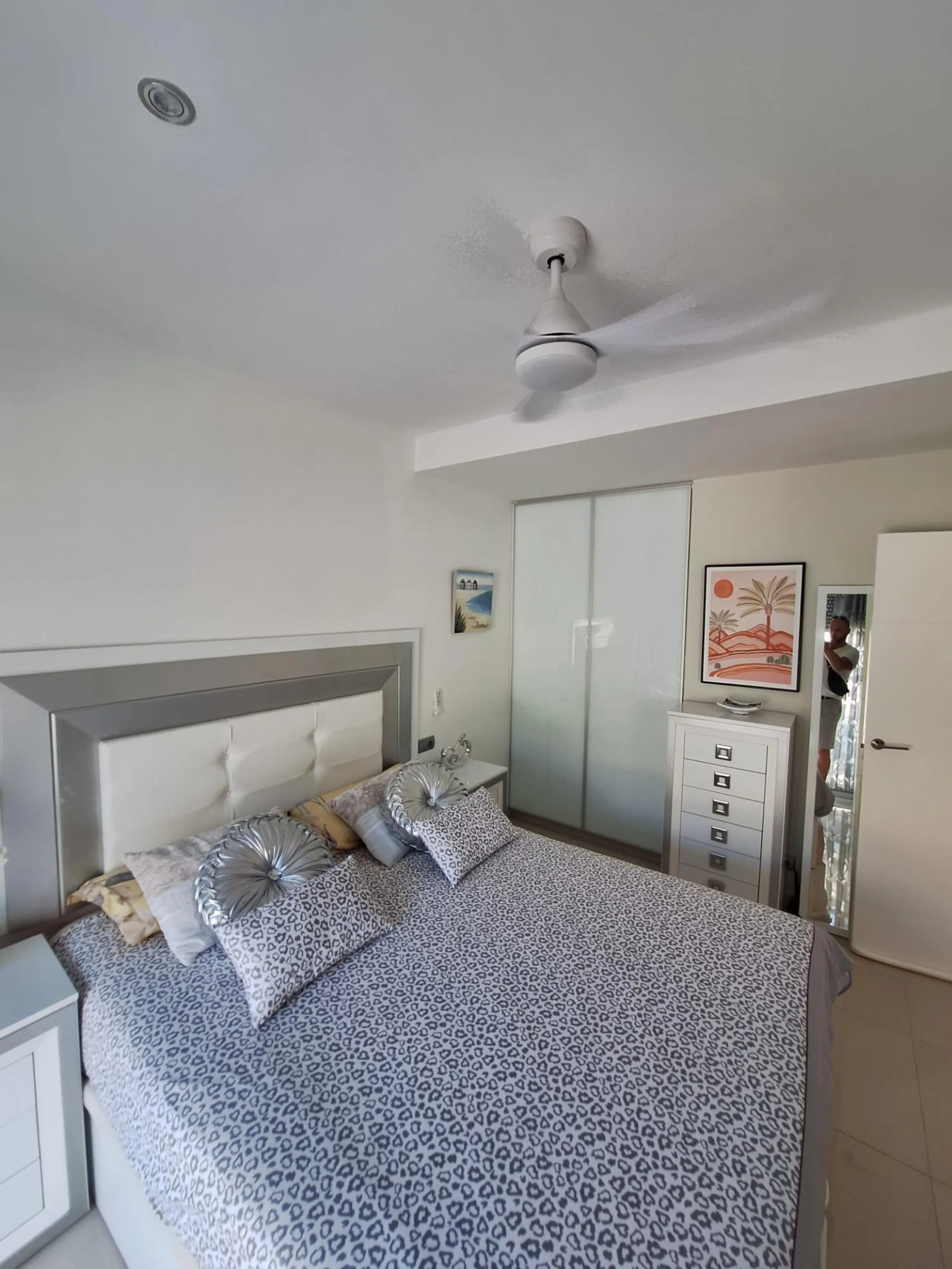 Beautiful luxury villa in La Siesta