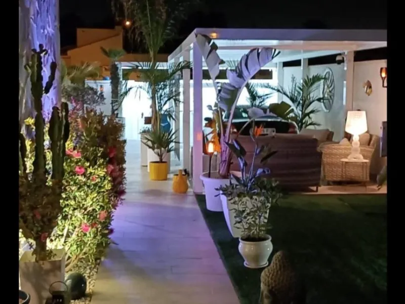 Beautiful luxury villa in La Siesta