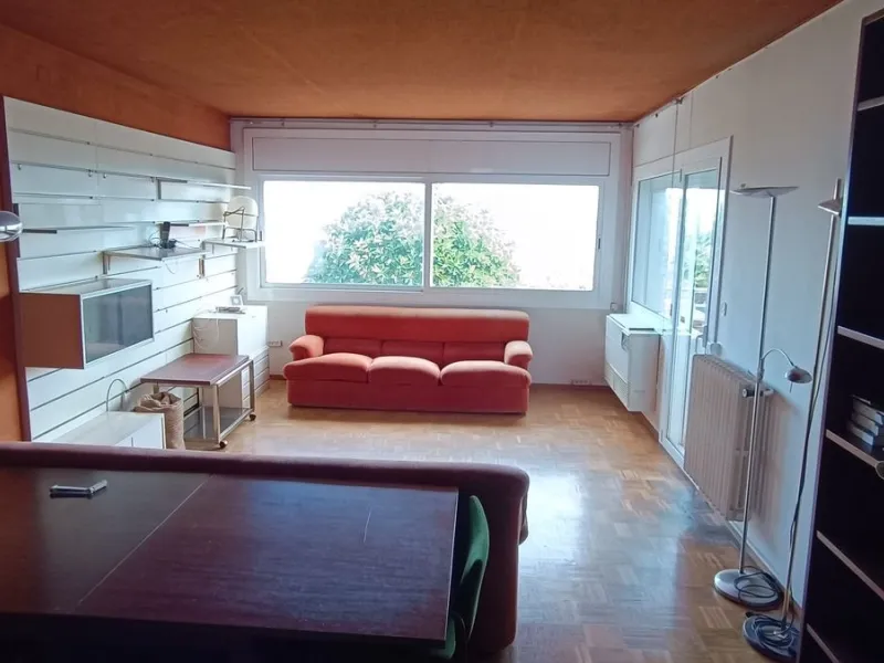 Seafront Apartment with Terrace and Parking in Vilassar de Mar, Barcelona