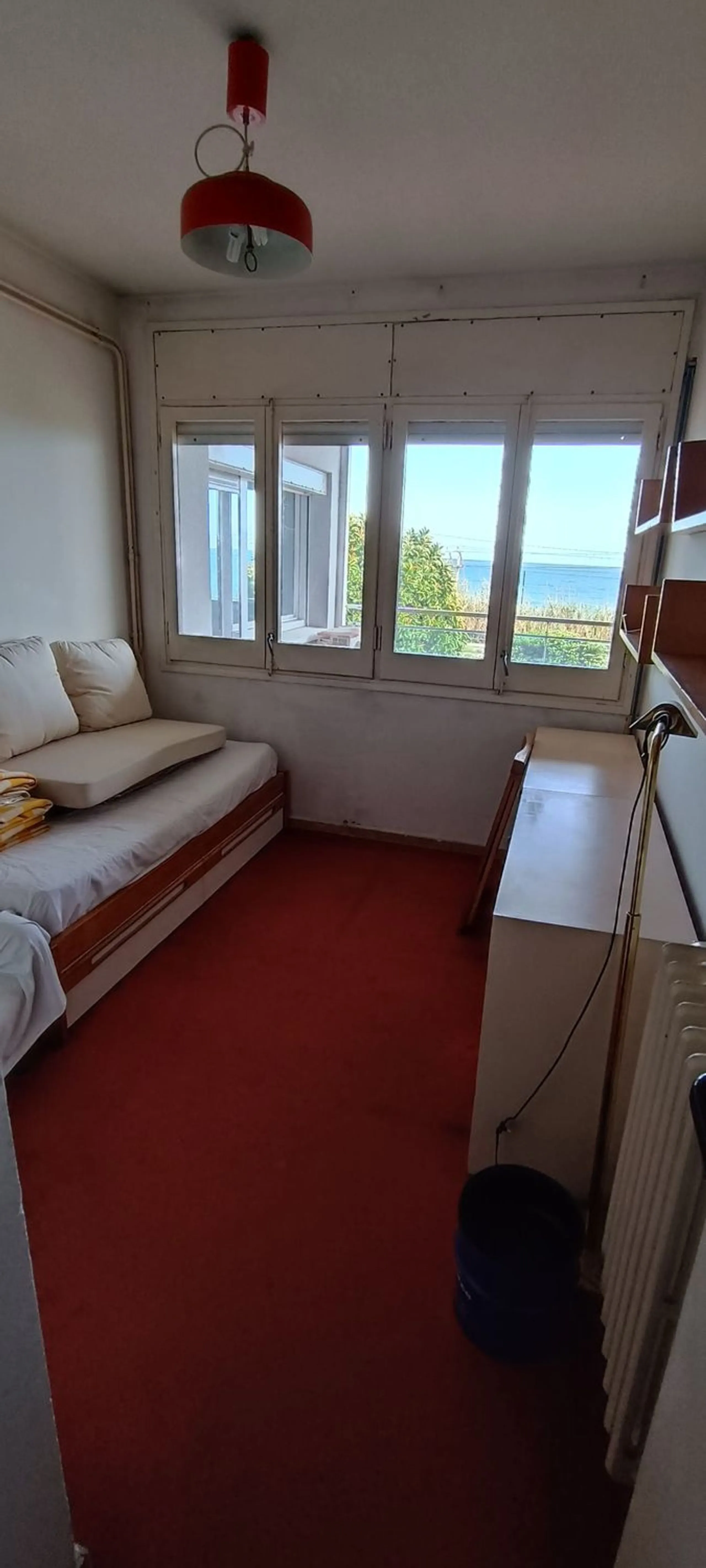 Seafront Apartment with Terrace and Parking in Vilassar de Mar, Barcelona
