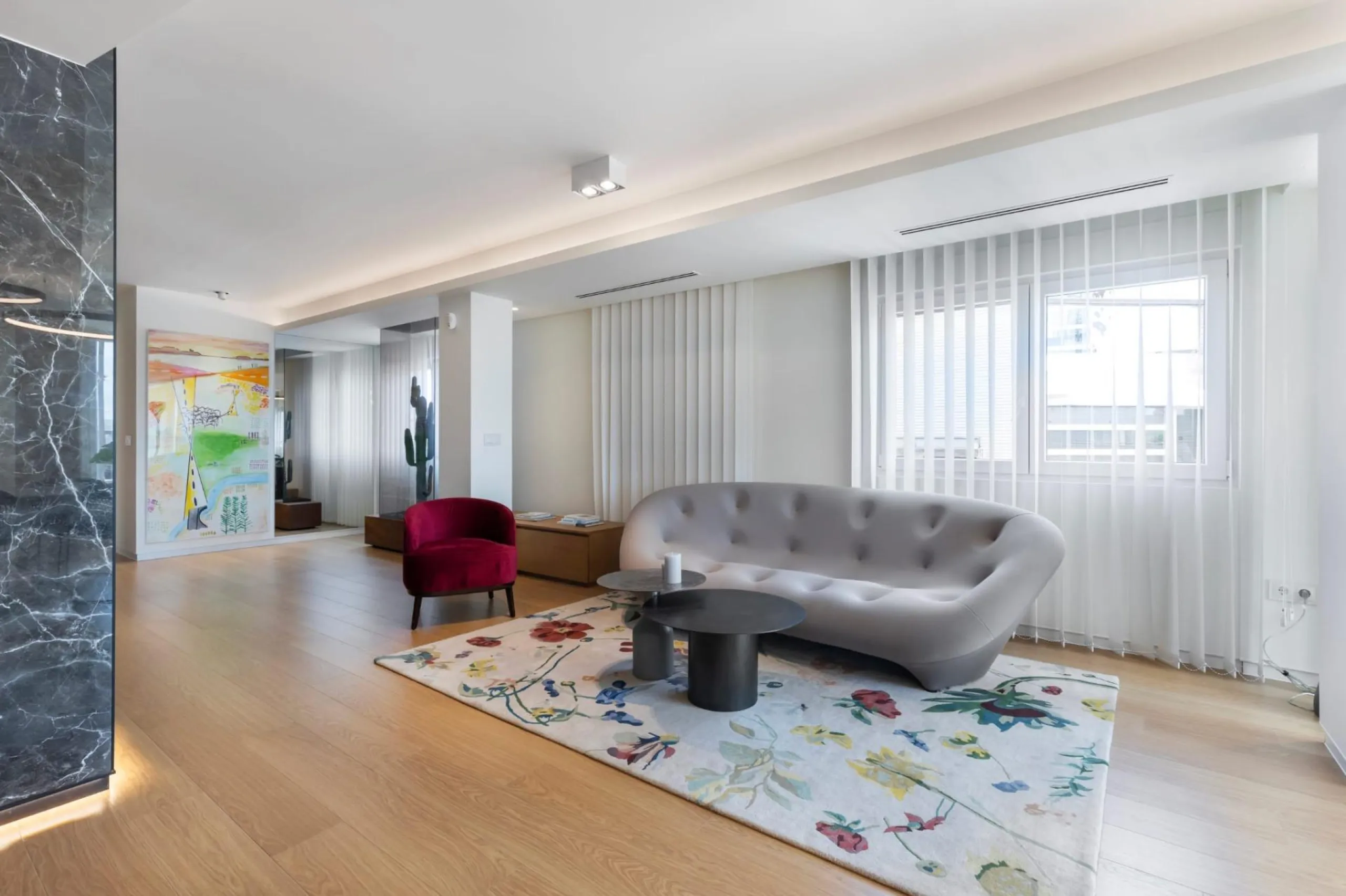 REFORMANDO APARTAMENTO EN EL CENTRO DE TORREVIEJA. 134 M2. 2 DORM. 2 BAÑOS.