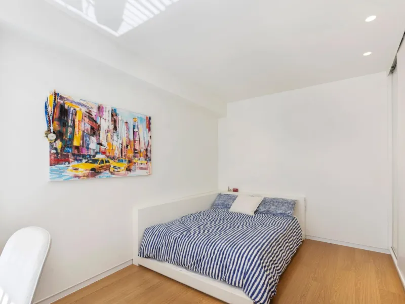 REFORMANDO APARTAMENTO EN EL CENTRO DE TORREVIEJA. 134 M2. 2 DORM. 2 BAÑOS.