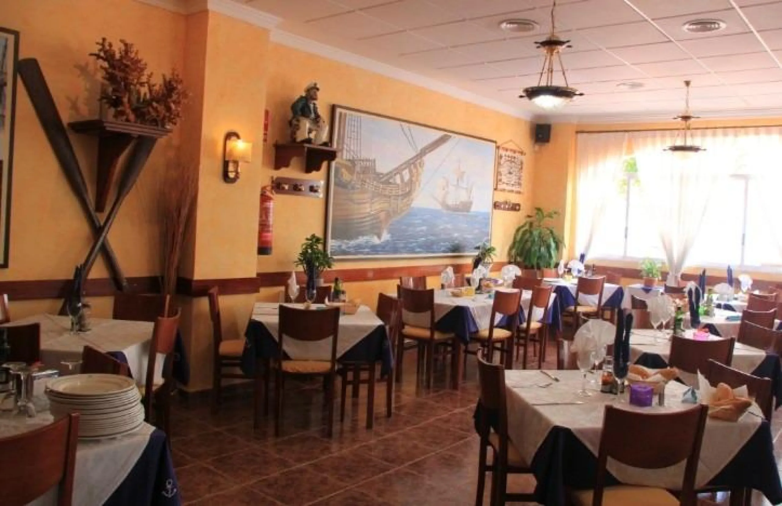 Продаётся отель с рестораном в Santiago de la Ribera
