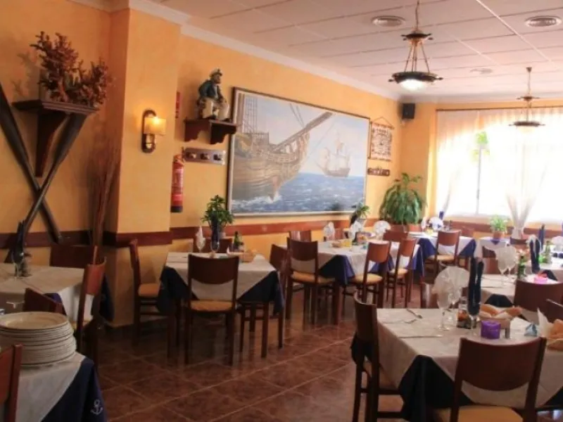 Продаётся отель с рестораном в Santiago de la Ribera