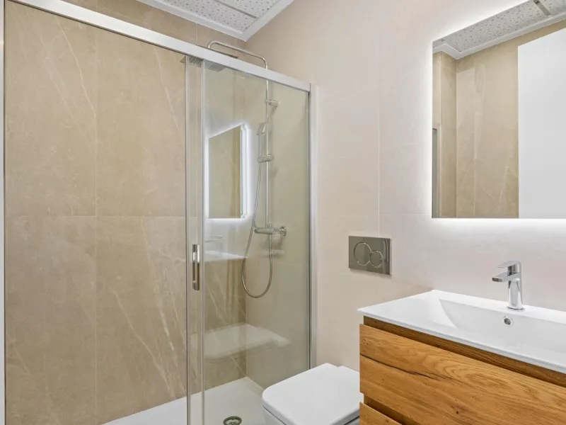 OBRA NUEVA. RESIDENCIAL PRIVADA EN BENIJOFAR. 2 DORM. 2 BAÑOS. TERRAZA 16 M2. PISCINA.