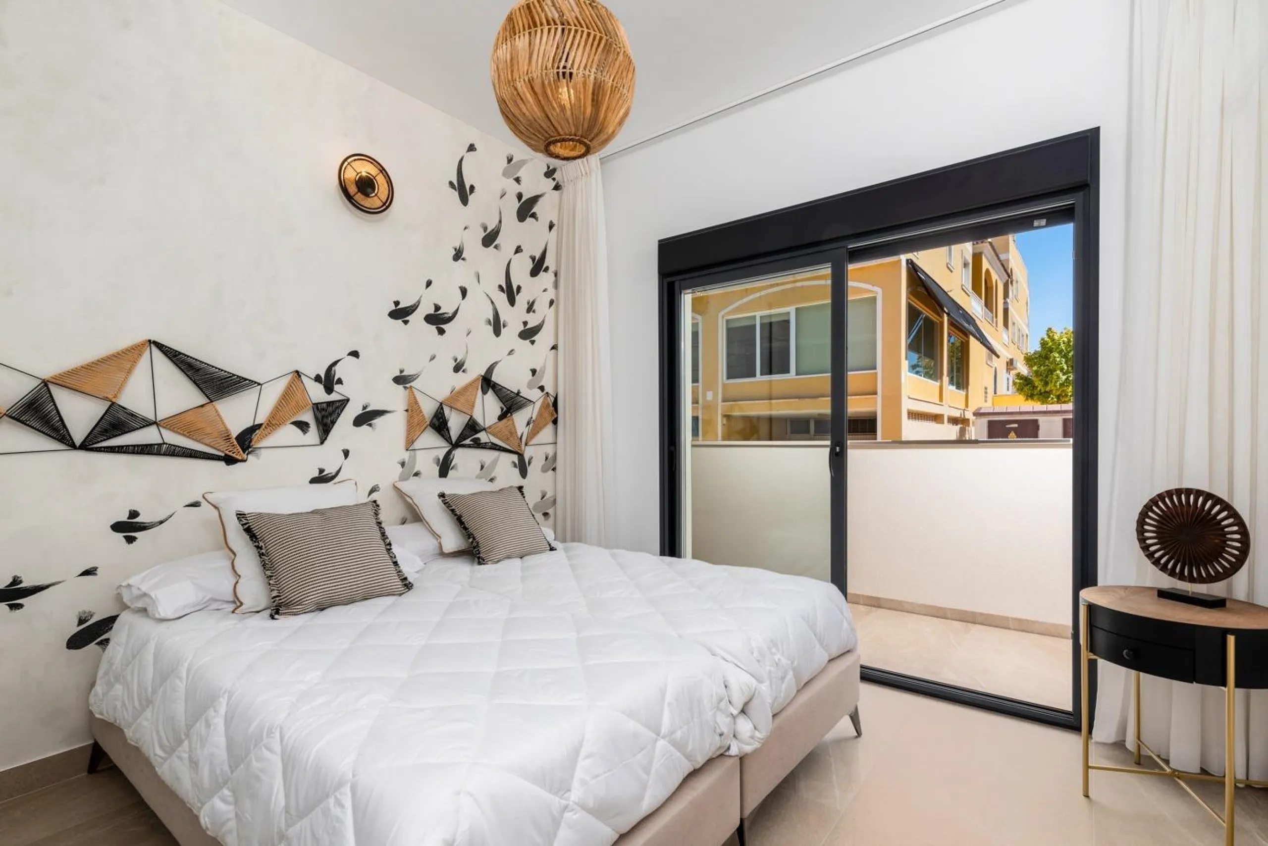 OBRA NUEVA. RESIDENCIAL PRIVADA EN BENIJOFAR. 2 DORM. 2 BAÑOS. TERRAZA 16 M2. PISCINA.