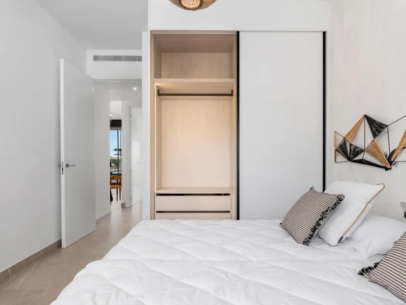 OBRA NUEVA. RESIDENCIAL PRIVADA EN BENIJOFAR. 2 DORM. 2 BAÑOS. TERRAZA 16 M2. PISCINA.