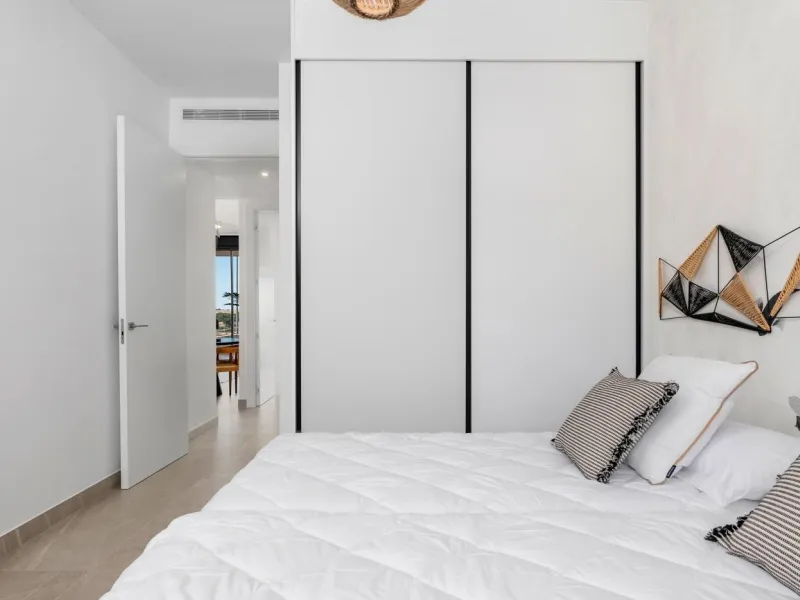 OBRA NUEVA. RESIDENCIAL PRIVADA EN BENIJOFAR. 2 DORM. 2 BAÑOS. TERRAZA 16 M2. PISCINA.