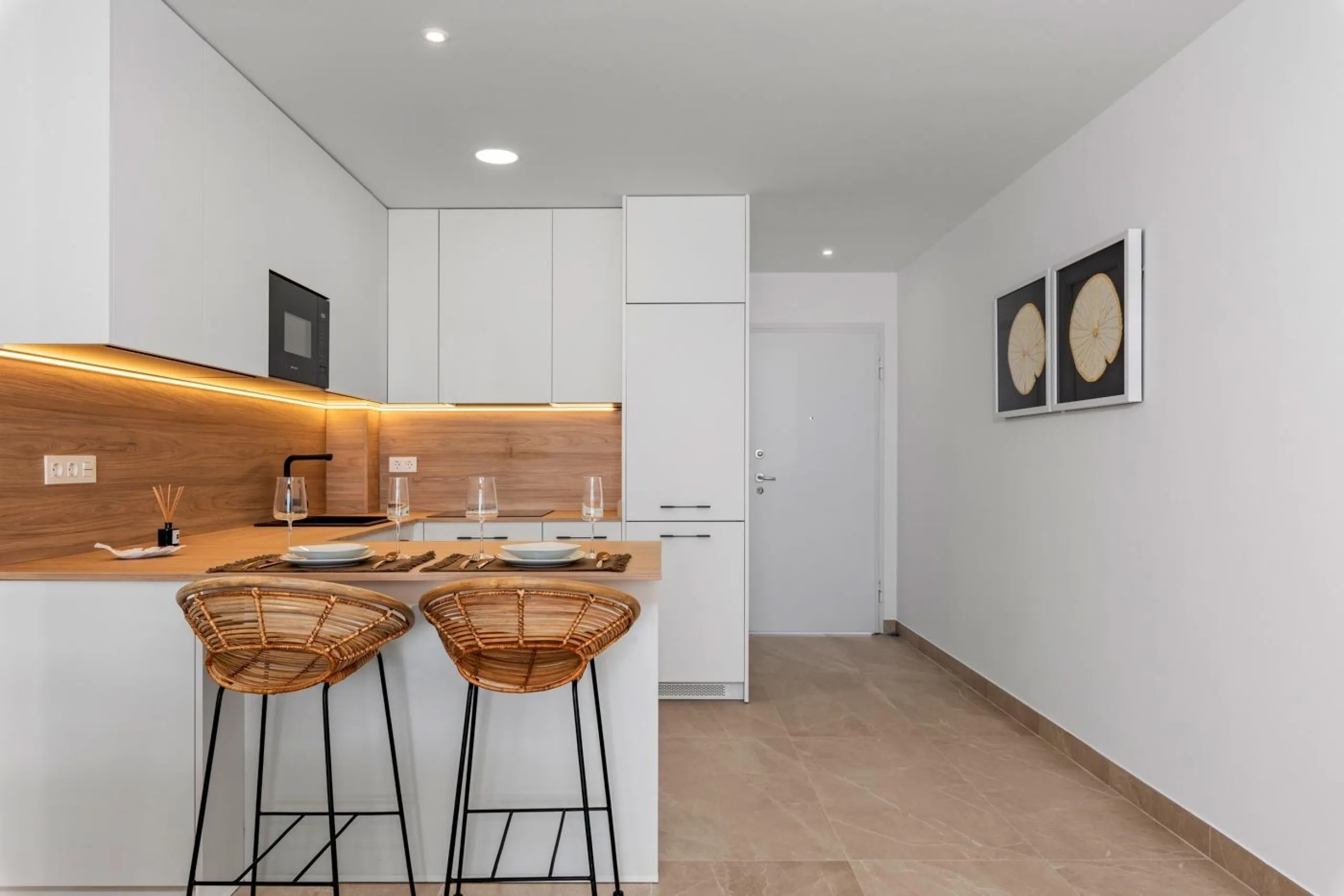 OBRA NUEVA. RESIDENCIAL PRIVADA EN BENIJOFAR. 2 DORM. 2 BAÑOS. TERRAZA 16 M2. PISCINA.