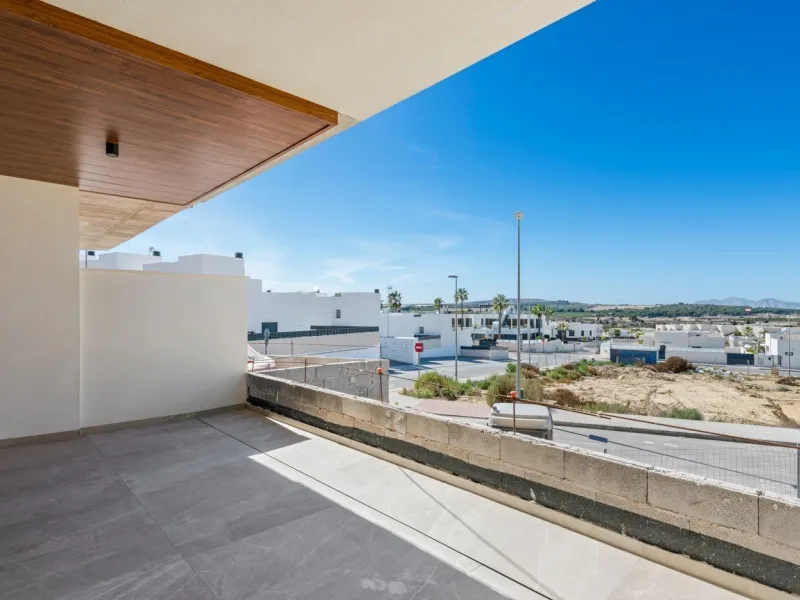 OBRA NUEVA. RESIDENCIAL PRIVADA EN BENIJOFAR. 2 DORM. 2 BAÑOS. TERRAZA 16 M2. PISCINA.