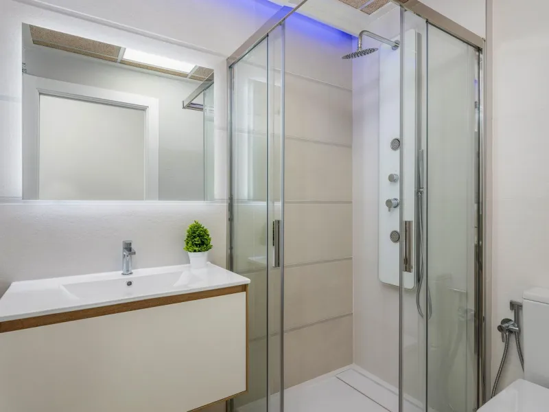 OBRA NUEVA BUNGALOW PLANTA ALTA Y PLANTA BAJA. 2 DORM. 2 BAÑOS. PISCINA COMUNITARIA.
