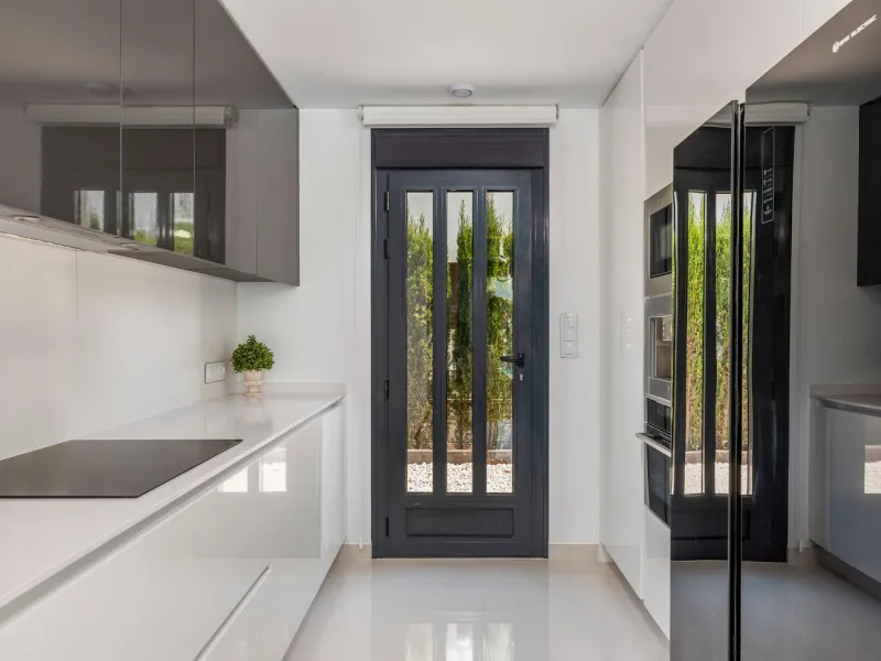 OBRA NUEVA EN LA MANGA. VILLA DE LUJO. 3 DORM. 3 BAÑOS. 440 PARCELA. PISCINA PROPIA.PLAYA A 350M