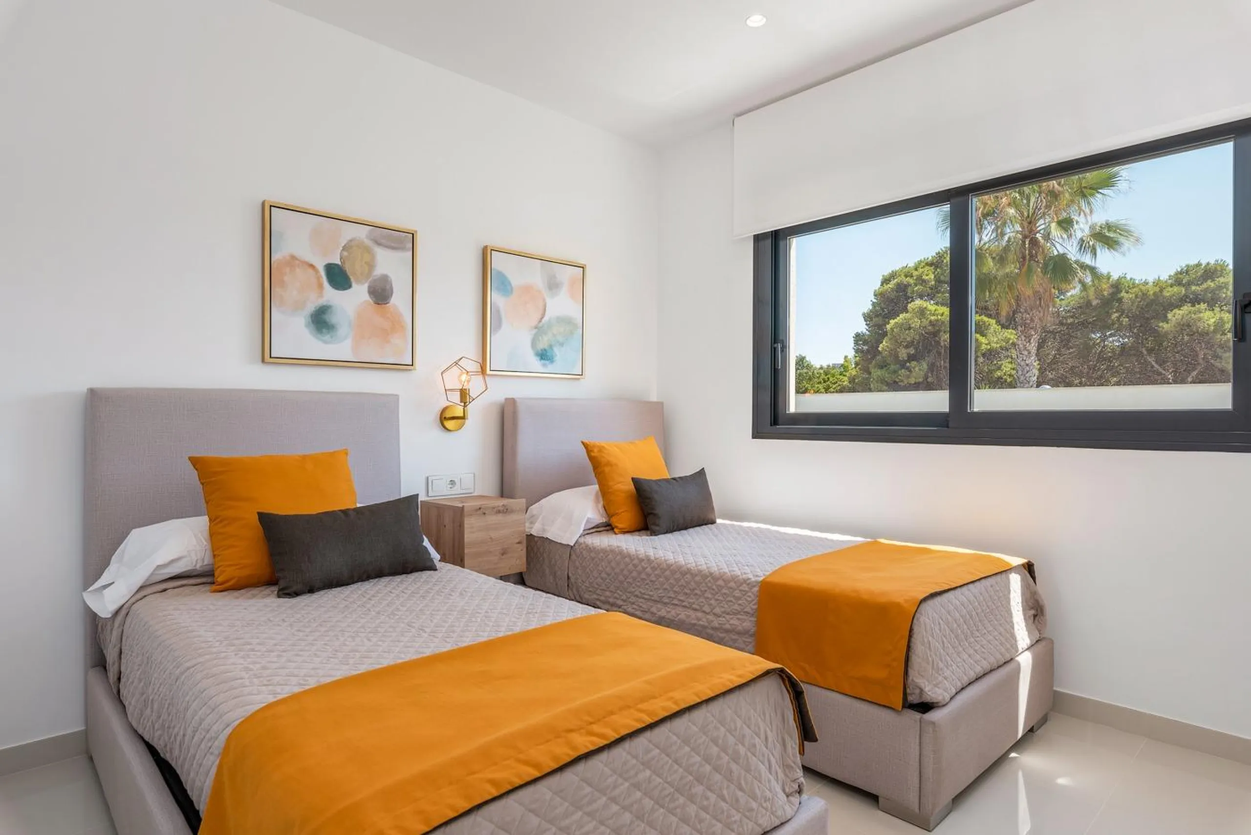 OBRA NUEVA EN LA MANGA. VILLA DE LUJO. 3 DORM. 3 BAÑOS. 440 PARCELA. PISCINA PROPIA.PLAYA A 350M