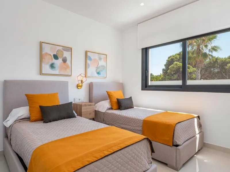 OBRA NUEVA EN LA MANGA. VILLA DE LUJO. 3 DORM. 3 BAÑOS. 440 PARCELA. PISCINA PROPIA.PLAYA A 350M