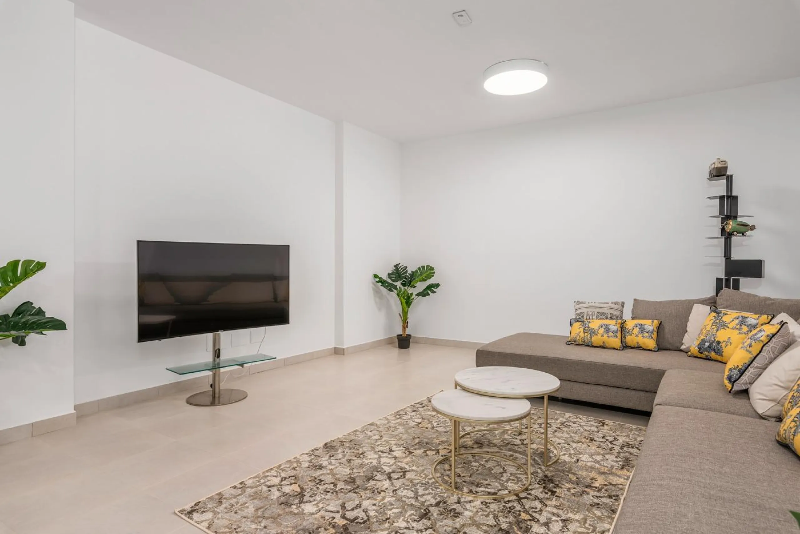 OBRA NUEVA EN LA MANGA. VILLA DE LUJO. 3 DORM. 3 BAÑOS. 440 PARCELA. PISCINA PROPIA.PLAYA A 350M