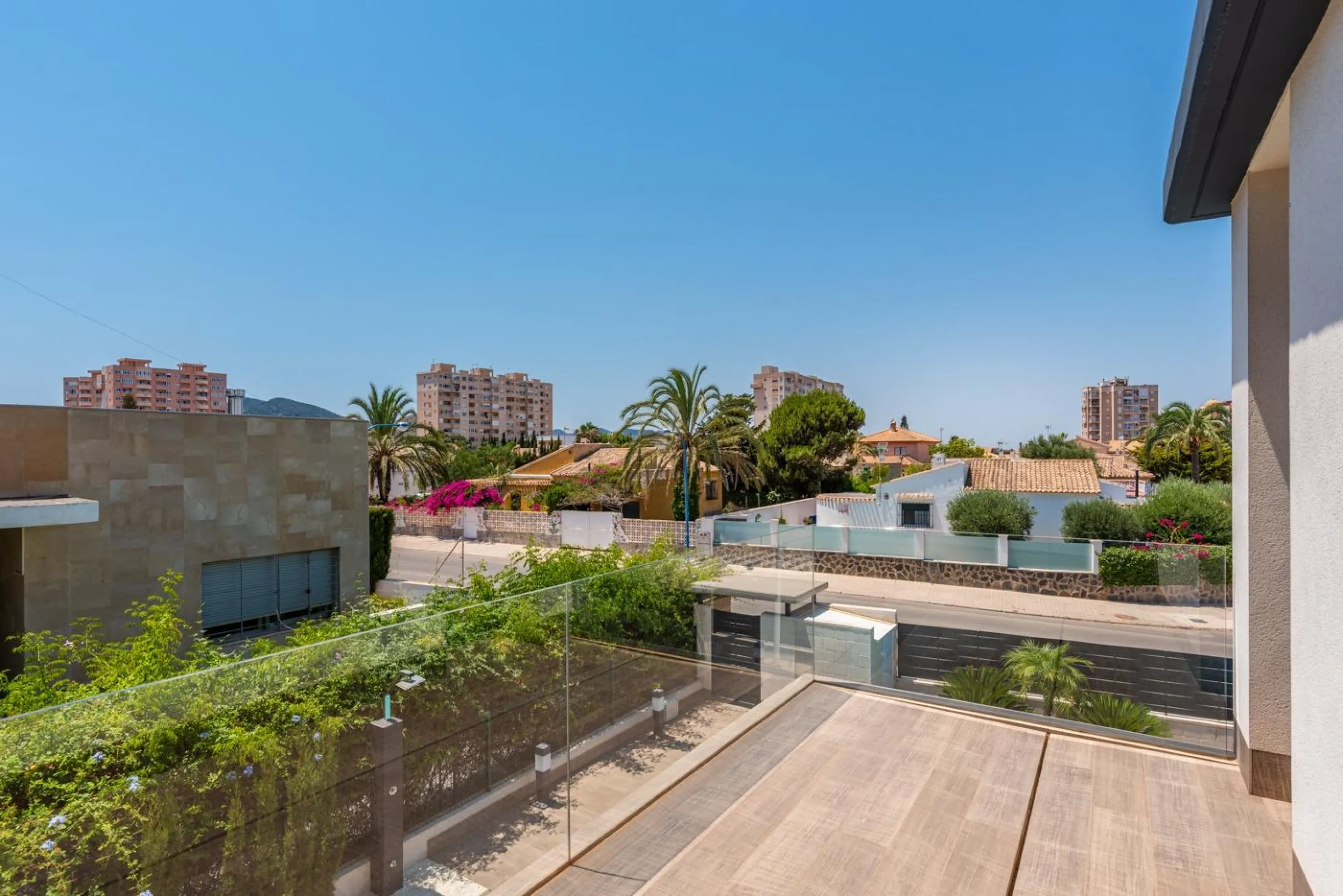 OBRA NUEVA EN LA MANGA. VILLA DE LUJO. 3 DORM. 3 BAÑOS. 440 PARCELA. PISCINA PROPIA.PLAYA A 350M