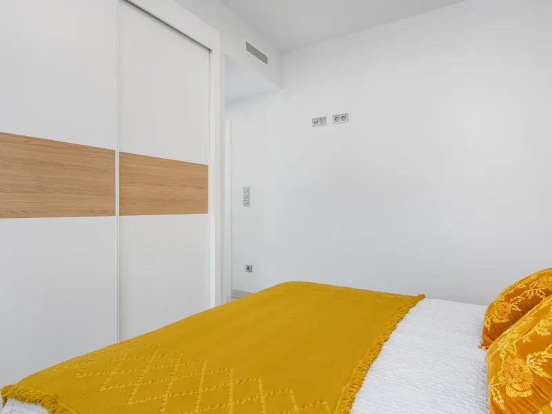 OBRA NUEVA EN LOS MONTESINOS. VILLAS DE LUJO. 3 DORM. 3 BAÑOS. PARCELA 200M2. PISCINA PROPIA.