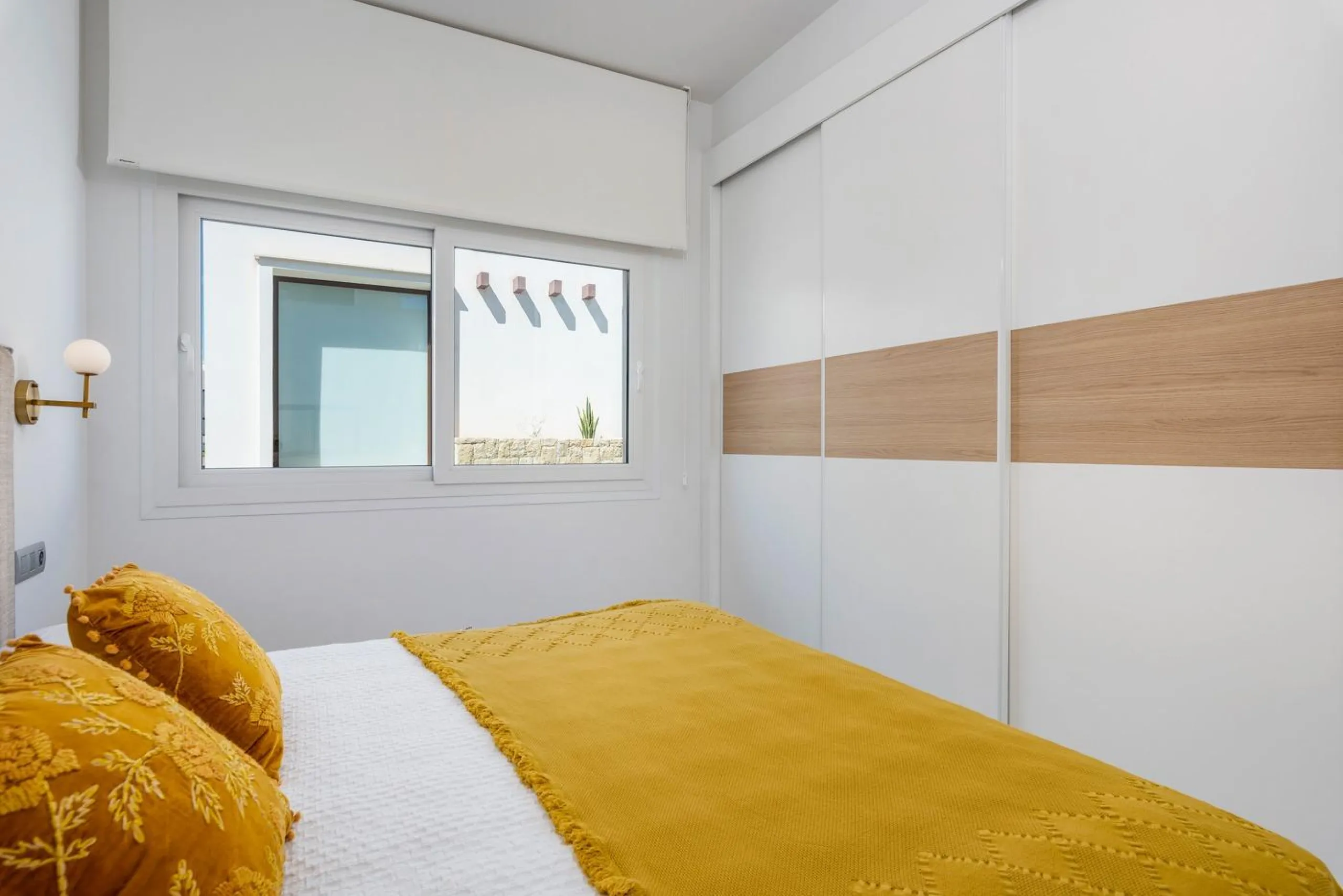 OBRA NUEVA EN LOS MONTESINOS. VILLAS DE LUJO. 3 DORM. 3 BAÑOS. PARCELA 200M2. PISCINA PROPIA.