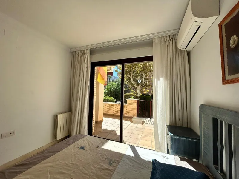 🌿 Encantador Piso en Venta en Albir con Amplio Patio y Terraza 🌿