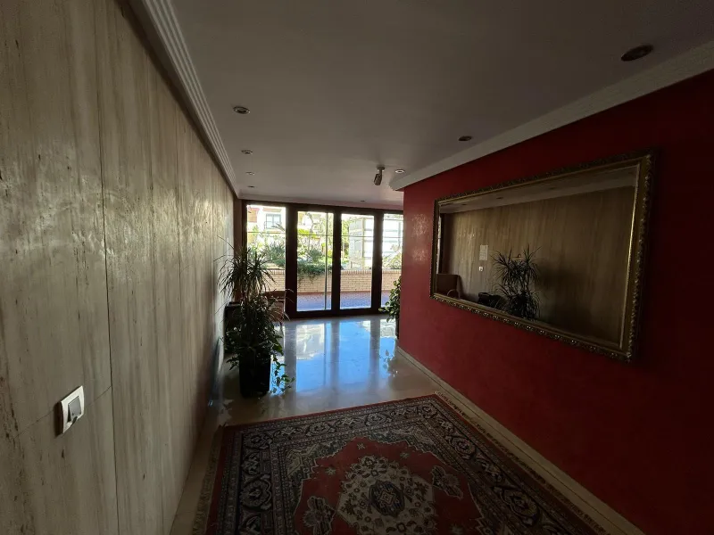 🌿 Encantador Piso en Venta en Albir con Amplio Patio y Terraza 🌿