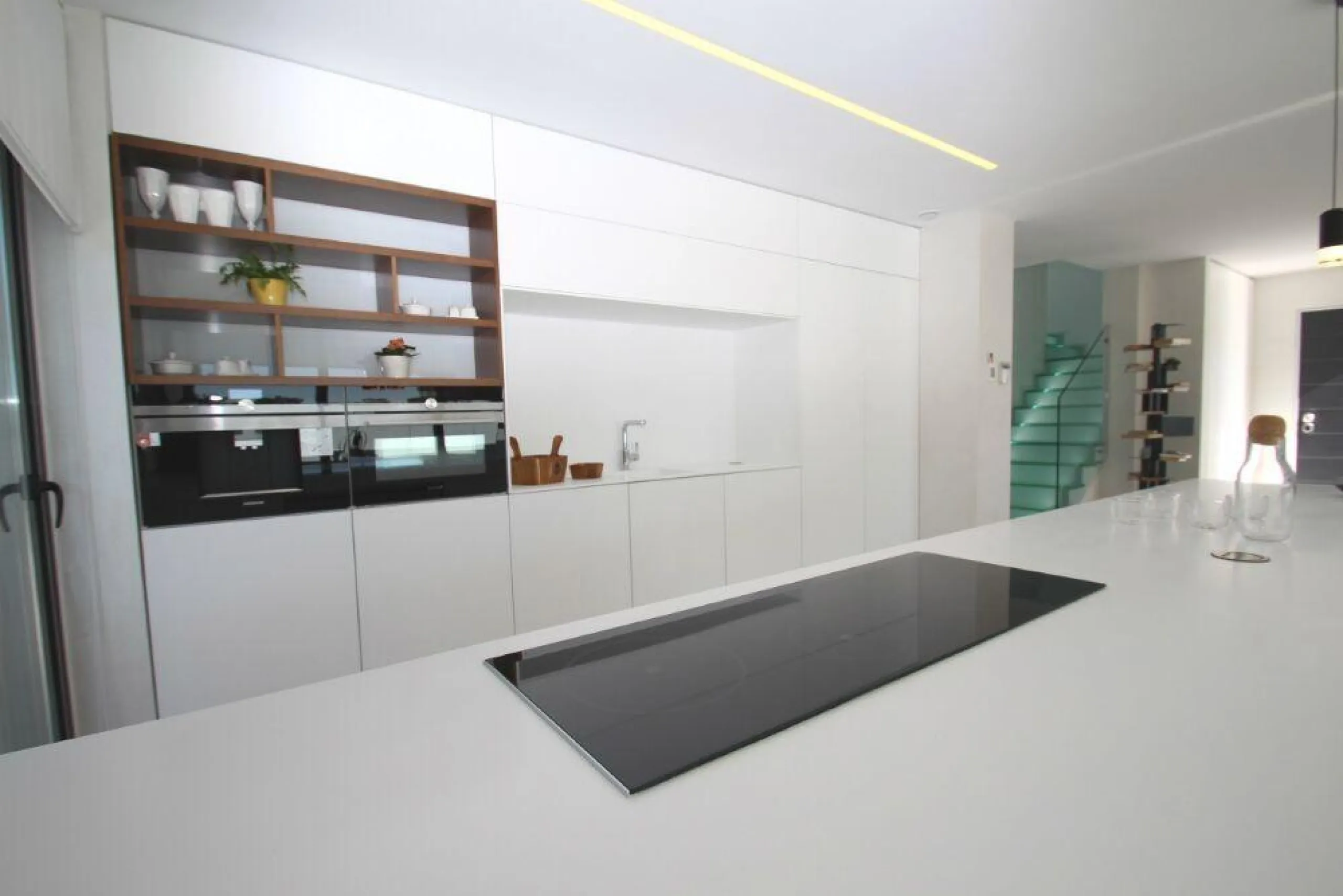 OBRA NUEVA EN ORIHUELA COSTA. 4 DORM. PARCELA. GARAJE. PISCINA PROPIA. PLAYA A 350 METROS.