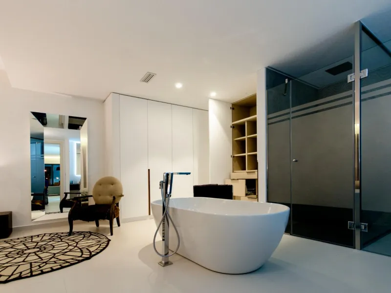 OBRA NUEVA EN ORIHUELA COSTA. 4 DORM. PARCELA. GARAJE. PISCINA PROPIA. PLAYA A 350 METROS.