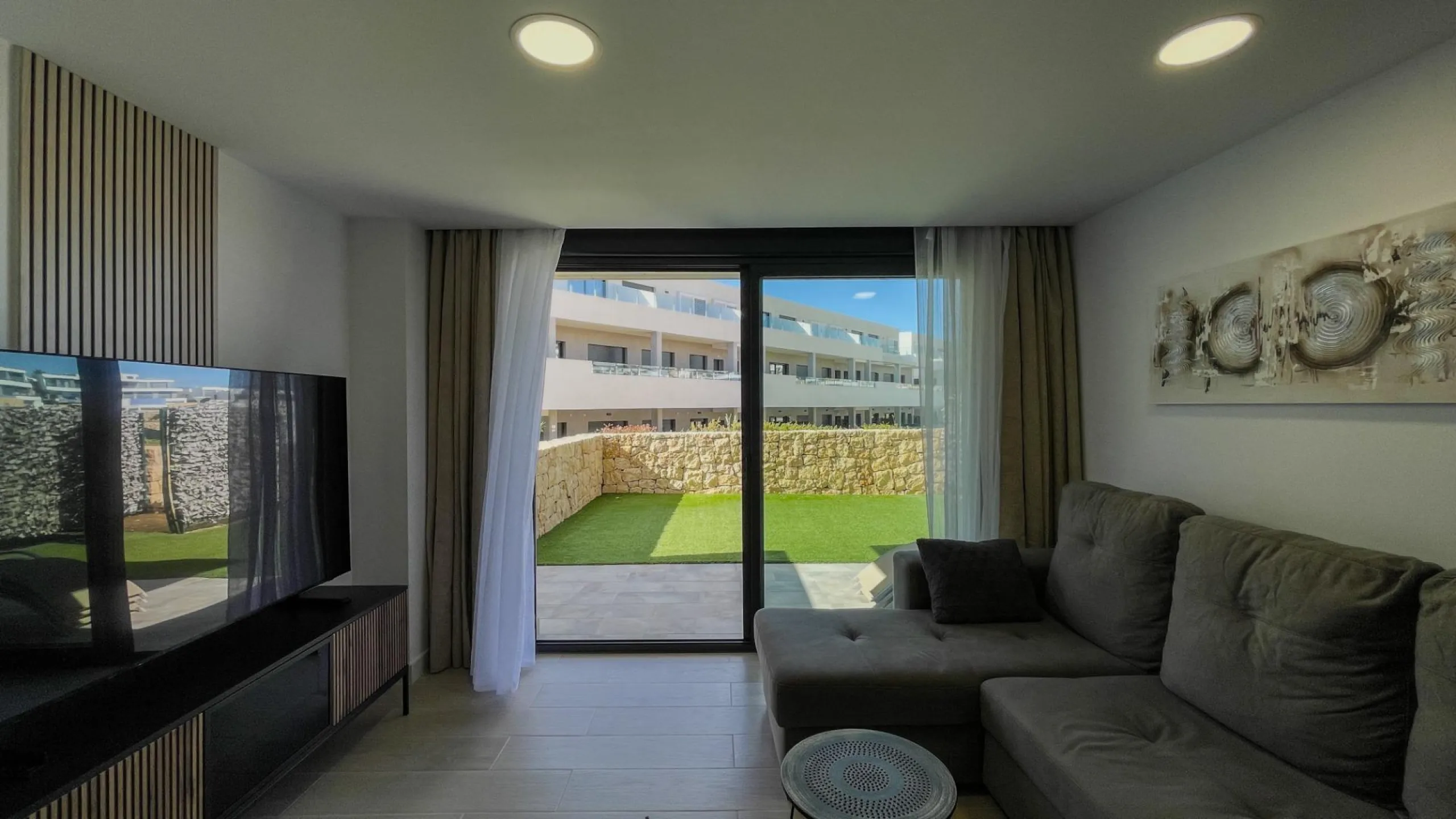 Modern duplex with 5 bedrooms in the exclusive Camporrosso complex, Finestrat