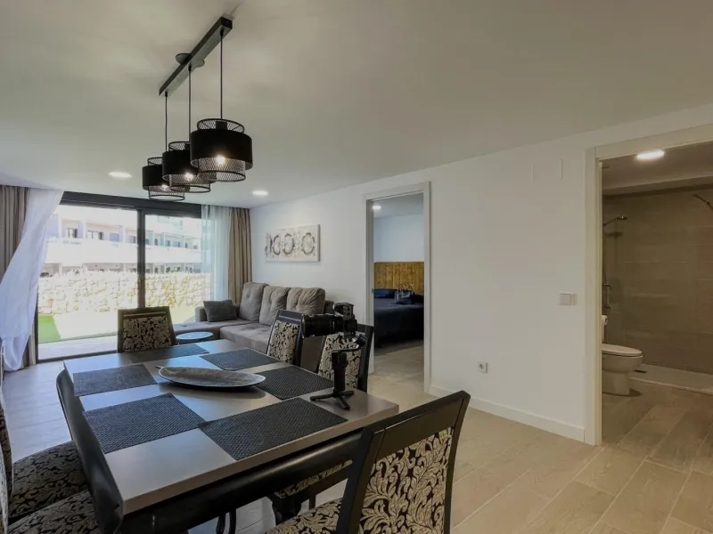 Modern duplex with 5 bedrooms in the exclusive Camporrosso complex, Finestrat