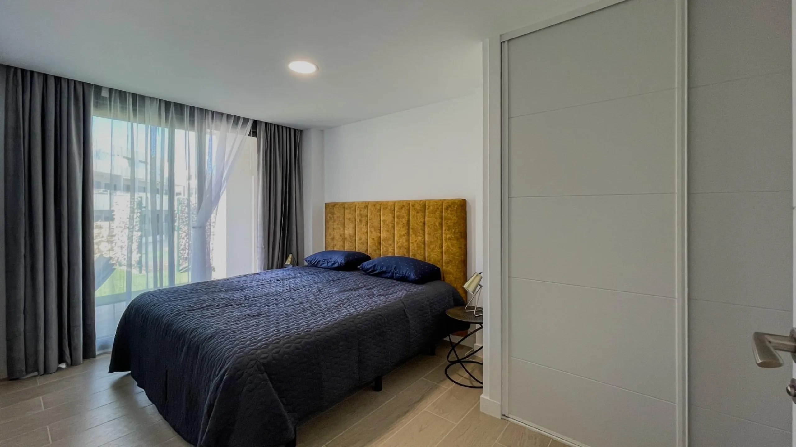 Modern duplex with 5 bedrooms in the exclusive Camporrosso complex, Finestrat